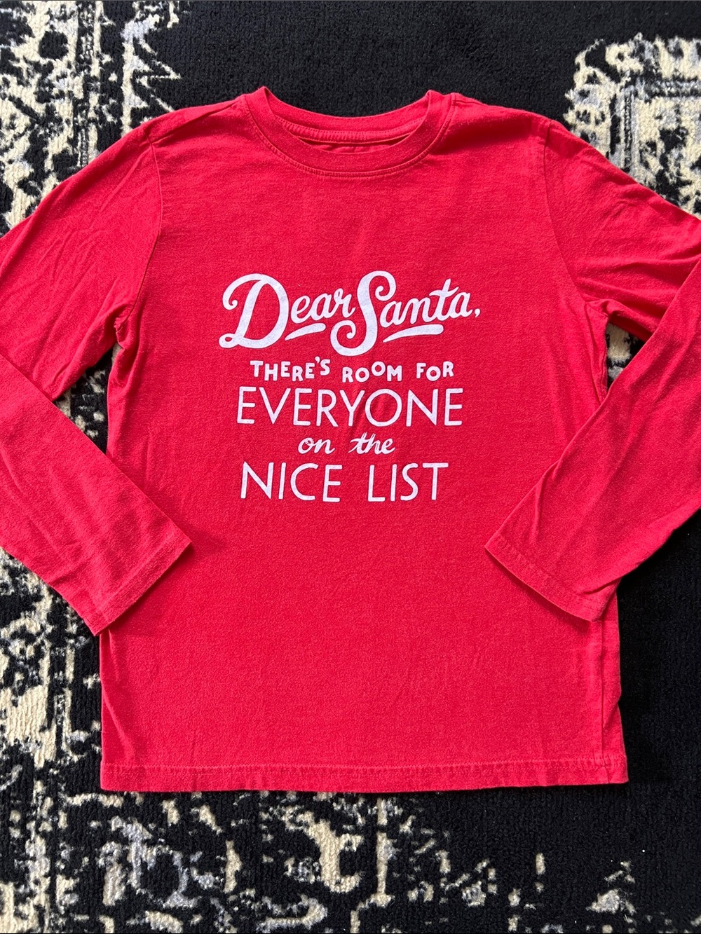 Boys Cat & Jack Holiday long sleeve tee  Sz M (8/10)